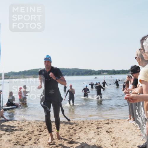 22.06.2025 - Viking Triathlon MichiJ http://msf.ph/oto/8065298 22.06.2025 10:30:52 Schwimmen 45, 162, 188, 347, 444, 510, 630 meine-sportfotos.de