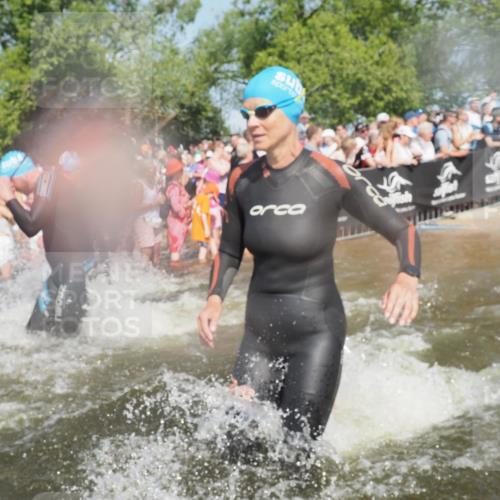 22.06.2025 - Viking Triathlon KatJ http://msf.ph/oto/8065320 22.06.2025 10:05:40 Schwimmen 22, 65, 83, 135, 194, 210, 361, 379, 439, 462, 511, 517, 553, 603, 653 meine-sportfotos.de