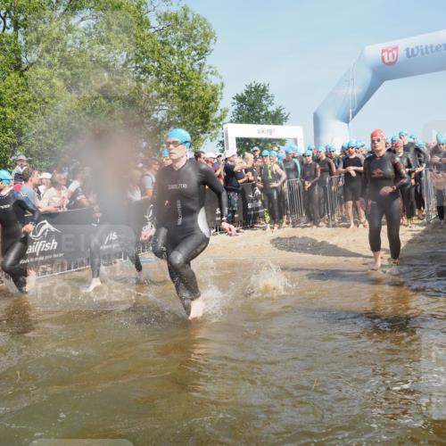 22.06.2025 - Viking Triathlon KatJ http://msf.ph/oto/8065334 22.06.2025 10:05:43 Schwimmen 22, 65, 83, 135, 194, 210, 361, 379, 439, 462, 511, 517, 553, 653 meine-sportfotos.de