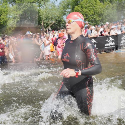 22.06.2025 - Viking Triathlon KatJ http://msf.ph/oto/8065384 22.06.2025 10:05:45 Schwimmen 65, 83, 128, 135, 194, 211, 275, 361, 379, 511, 517, 530, 553, 633, 653 meine-sportfotos.de