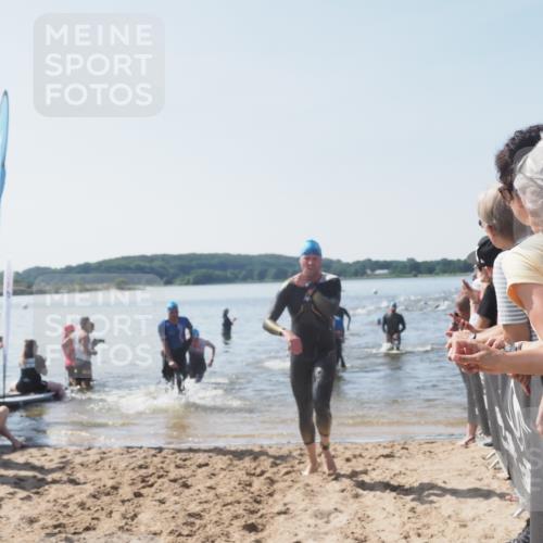 22.06.2025 - Viking Triathlon MichiJ http://msf.ph/oto/8065420 22.06.2025 10:31:08 Schwimmen 216, 237, 330, 347, 352, 510, 549 meine-sportfotos.de