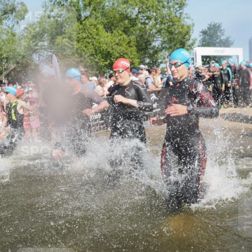 22.06.2025 - Viking Triathlon KatJ http://msf.ph/oto/8065421 22.06.2025 10:05:50 Schwimmen 68, 128, 135, 194, 211, 275, 379, 397, 441, 442, 465, 517, 530, 633, 653 meine-sportfotos.de