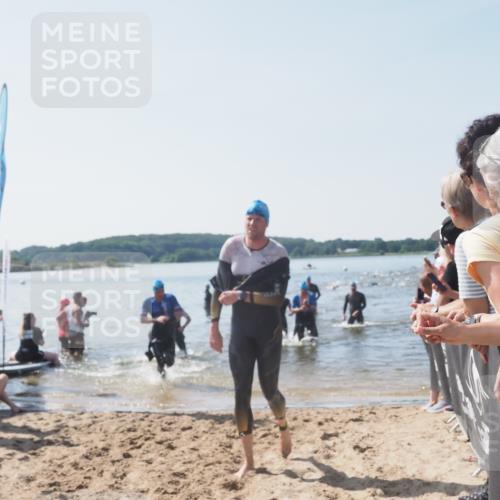 22.06.2025 - Viking Triathlon MichiJ http://msf.ph/oto/8065425 22.06.2025 10:31:09 Schwimmen 216, 237, 330, 347, 352, 510, 549 meine-sportfotos.de