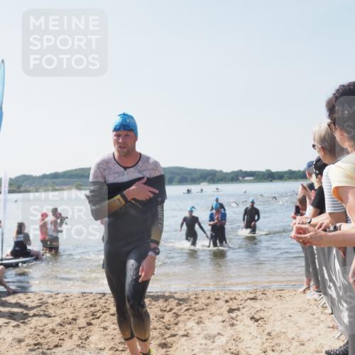 22.06.2025 - Viking Triathlon MichiJ http://msf.ph/oto/8065435 22.06.2025 10:31:10 Schwimmen 216, 237, 330, 347, 352, 549 meine-sportfotos.de