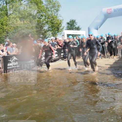 22.06.2025 - Viking Triathlon KatJ http://msf.ph/oto/8065444 22.06.2025 10:05:53 Schwimmen 68, 128, 211, 275, 397, 441, 442, 465, 530, 633 meine-sportfotos.de