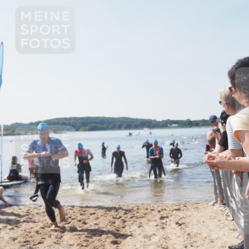 22.06.2025 - Viking Triathlon MichiJ http://msf.ph/oto/8065448 22.06.2025 10:31:11 Schwimmen 216, 236, 237, 330, 347, 352, 549 meine-sportfotos.de