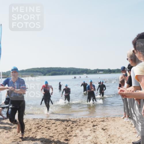 22.06.2025 - Viking Triathlon MichiJ http://msf.ph/oto/8065451 22.06.2025 10:31:11 Schwimmen 216, 236, 237, 330, 347, 352, 549 meine-sportfotos.de