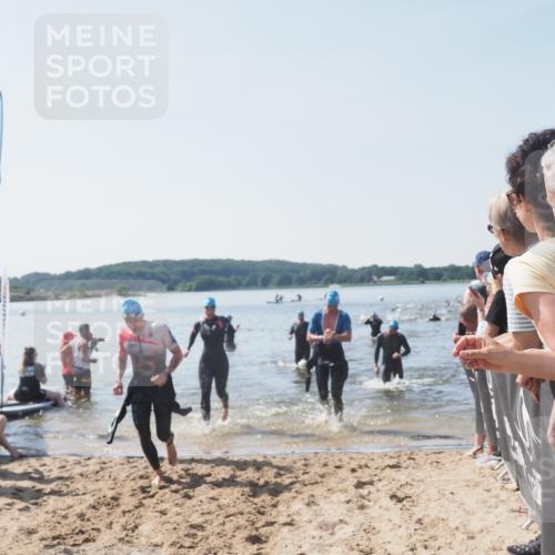 22.06.2025 - Viking Triathlon MichiJ http://msf.ph/oto/8065466 22.06.2025 10:31:13 Schwimmen 216, 236, 237, 311, 330, 352, 549 meine-sportfotos.de