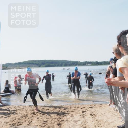 22.06.2025 - Viking Triathlon MichiJ http://msf.ph/oto/8065468 22.06.2025 10:31:13 Schwimmen 216, 236, 237, 311, 330, 352, 549 meine-sportfotos.de