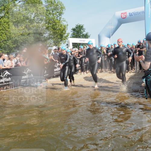 22.06.2025 - Viking Triathlon KatJ http://msf.ph/oto/8065497 22.06.2025 10:05:59 Schwimmen 68, 128, 144, 169, 249, 269, 275, 390, 397, 441, 442, 460, 465, 489, 508, 644 meine-sportfotos.de