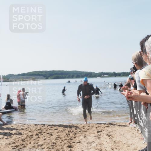 22.06.2025 - Viking Triathlon MichiJ http://msf.ph/oto/8065506 22.06.2025 10:31:19 Schwimmen 3, 8, 216, 236, 311, 330, 469 meine-sportfotos.de