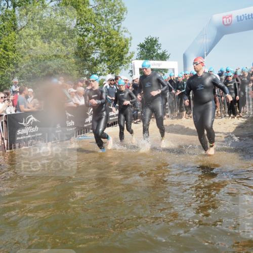 22.06.2025 - Viking Triathlon KatJ http://msf.ph/oto/8065507 22.06.2025 10:05:59 Schwimmen 68, 128, 144, 169, 249, 269, 275, 390, 397, 441, 442, 460, 465, 489, 508, 644 meine-sportfotos.de