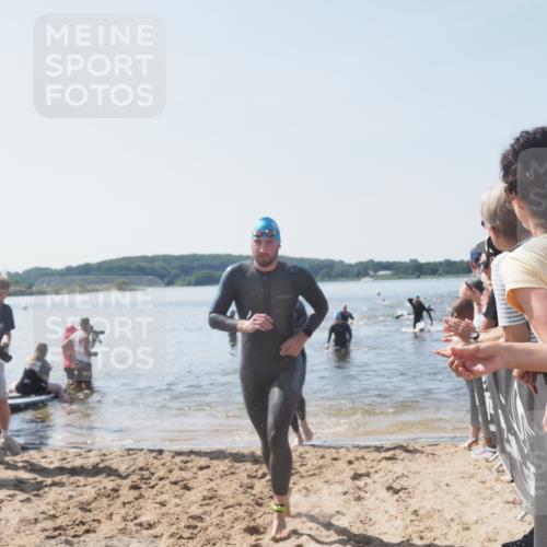 22.06.2025 - Viking Triathlon MichiJ http://msf.ph/oto/8065515 22.06.2025 10:31:20 Schwimmen 3, 8, 216, 236, 311, 330, 469 meine-sportfotos.de