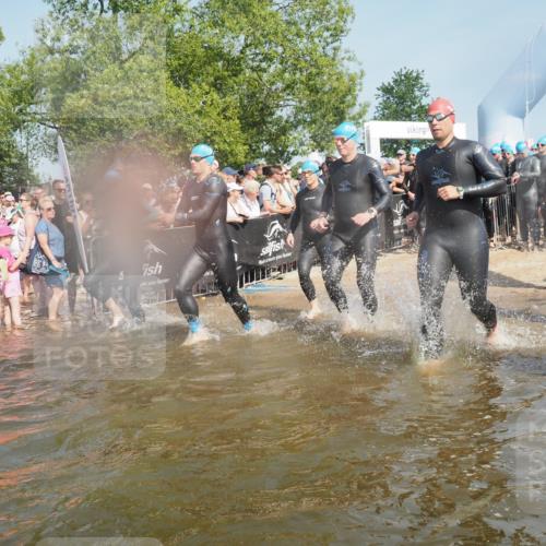 22.06.2025 - Viking Triathlon KatJ http://msf.ph/oto/8065516 22.06.2025 10:06:00 Schwimmen 68, 144, 169, 249, 269, 390, 397, 441, 442, 460, 465, 489, 508, 644 meine-sportfotos.de