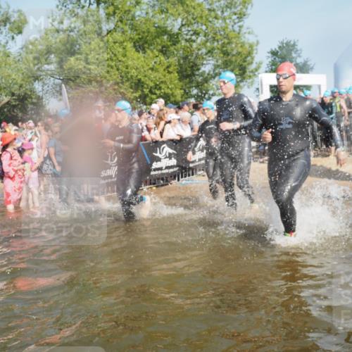 22.06.2025 - Viking Triathlon KatJ http://msf.ph/oto/8065521 22.06.2025 10:06:00 Schwimmen 68, 144, 169, 249, 269, 390, 397, 441, 442, 460, 465, 489, 508, 644 meine-sportfotos.de