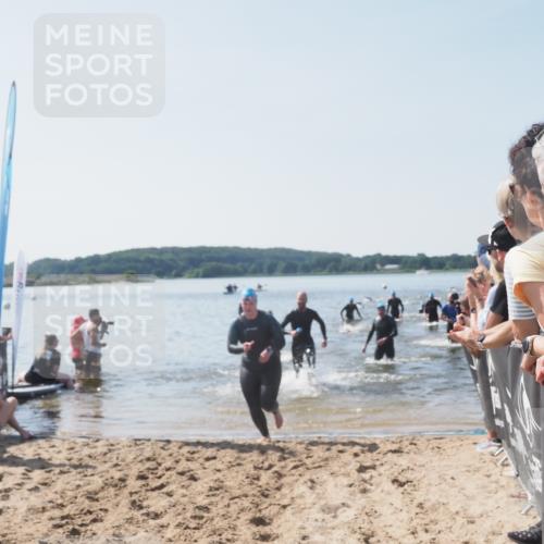22.06.2025 - Viking Triathlon MichiJ http://msf.ph/oto/8065527 22.06.2025 10:31:30 Schwimmen 3, 8, 137, 158, 236, 311, 340, 469, 613, 648 meine-sportfotos.de