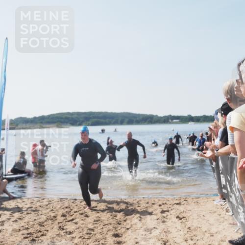 22.06.2025 - Viking Triathlon MichiJ http://msf.ph/oto/8065533 22.06.2025 10:31:30 Schwimmen 3, 8, 137, 158, 236, 311, 340, 469, 613, 648 meine-sportfotos.de