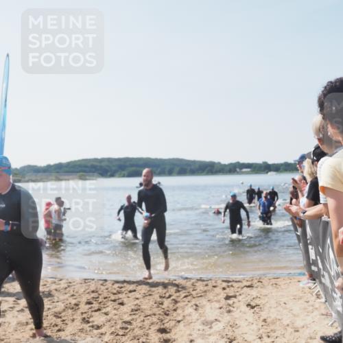 22.06.2025 - Viking Triathlon MichiJ http://msf.ph/oto/8065545 22.06.2025 10:31:32 Schwimmen 3, 8, 98, 137, 158, 189, 236, 311, 340, 350, 469, 613, 648 meine-sportfotos.de