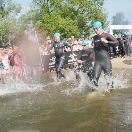 22.06.2025 - Viking Triathlon KatJ http://msf.ph/oto/8065578 22.06.2025 10:06:05 Schwimmen 41, 144, 169, 249, 266, 269, 325, 390, 446, 460, 489, 508, 644 meine-sportfotos.de