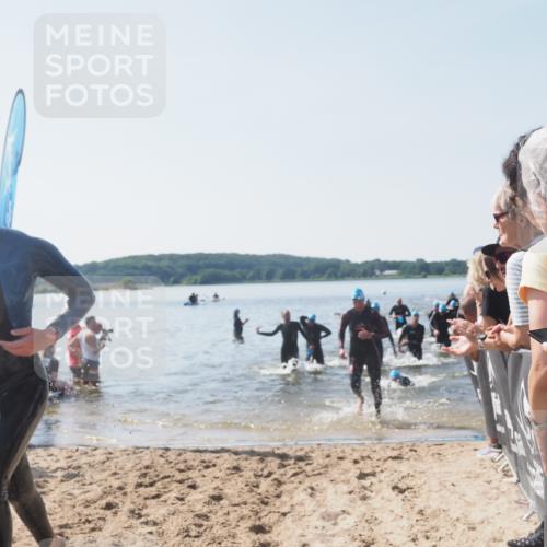 22.06.2025 - Viking Triathlon MichiJ http://msf.ph/oto/8065636 22.06.2025 10:31:44 Schwimmen 87, 98, 99, 124, 125, 137, 158, 189, 224, 340, 350, 435, 507, 555, 613, 648, 658 meine-sportfotos.de