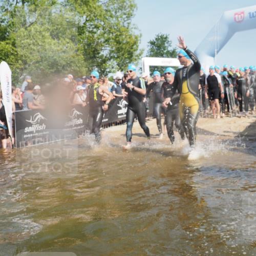 22.06.2025 - Viking Triathlon KatJ http://msf.ph/oto/8065637 22.06.2025 10:06:10 Schwimmen 39, 41, 60, 84, 110, 144, 191, 249, 266, 325, 390, 440, 446, 489, 508 meine-sportfotos.de