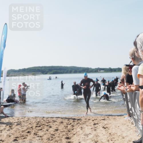 22.06.2025 - Viking Triathlon MichiJ http://msf.ph/oto/8065640 22.06.2025 10:31:44 Schwimmen 87, 98, 99, 124, 125, 137, 158, 189, 224, 340, 350, 435, 507, 555, 613, 648, 658 meine-sportfotos.de