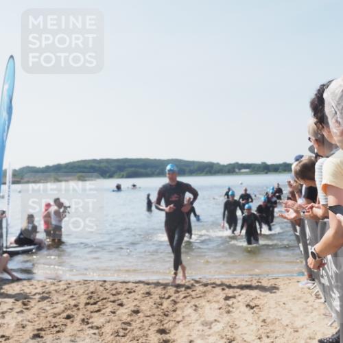 22.06.2025 - Viking Triathlon MichiJ http://msf.ph/oto/8065646 22.06.2025 10:31:45 Schwimmen 87, 98, 99, 124, 125, 137, 158, 189, 224, 340, 350, 435, 507, 555, 648, 658 meine-sportfotos.de