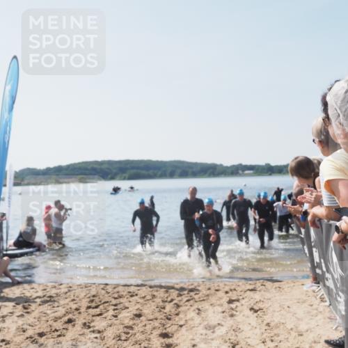22.06.2025 - Viking Triathlon MichiJ http://msf.ph/oto/8065656 22.06.2025 10:31:48 Schwimmen 87, 98, 99, 124, 125, 137, 158, 189, 224, 340, 350, 435, 449, 507, 555, 658 meine-sportfotos.de
