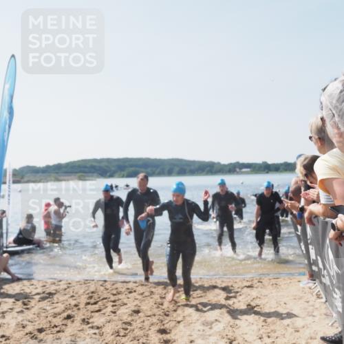 22.06.2025 - Viking Triathlon MichiJ http://msf.ph/oto/8065671 22.06.2025 10:31:49 Schwimmen 87, 98, 99, 124, 125, 137, 158, 189, 224, 350, 435, 449, 507, 555, 658 meine-sportfotos.de