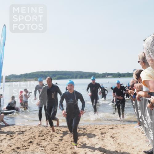 22.06.2025 - Viking Triathlon MichiJ http://msf.ph/oto/8065675 22.06.2025 10:31:50 Schwimmen 87, 98, 99, 124, 125, 137, 158, 189, 224, 350, 435, 449, 507, 555, 658 meine-sportfotos.de