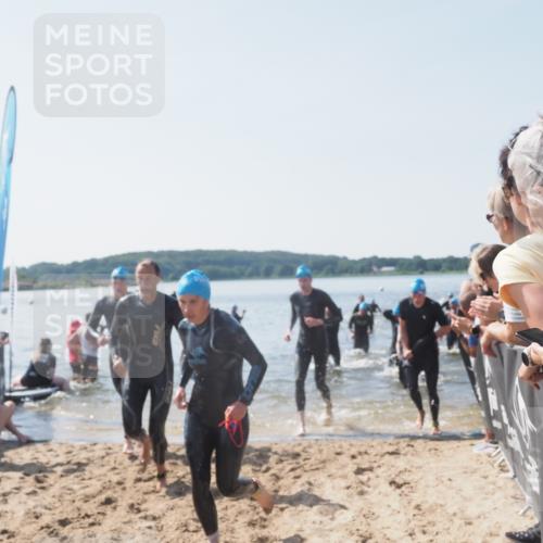 22.06.2025 - Viking Triathlon MichiJ http://msf.ph/oto/8065680 22.06.2025 10:31:50 Schwimmen 87, 98, 99, 124, 125, 137, 158, 189, 224, 350, 435, 449, 507, 555, 658 meine-sportfotos.de