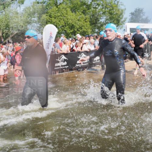 22.06.2025 - Viking Triathlon KatJ http://msf.ph/oto/8065691 22.06.2025 10:06:13 Schwimmen 39, 41, 60, 84, 110, 144, 191, 249, 266, 325, 390, 440, 446, 489, 508 meine-sportfotos.de