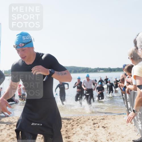 22.06.2025 - Viking Triathlon MichiJ http://msf.ph/oto/8065706 22.06.2025 10:31:53 Schwimmen 63, 87, 99, 124, 125, 189, 224, 350, 435, 449, 507, 555, 658 meine-sportfotos.de