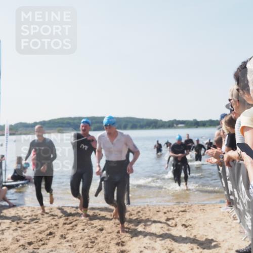 22.06.2025 - Viking Triathlon MichiJ http://msf.ph/oto/8065718 22.06.2025 10:31:55 Schwimmen 63, 87, 99, 124, 125, 224, 226, 435, 449, 464, 488, 507, 555, 658 meine-sportfotos.de