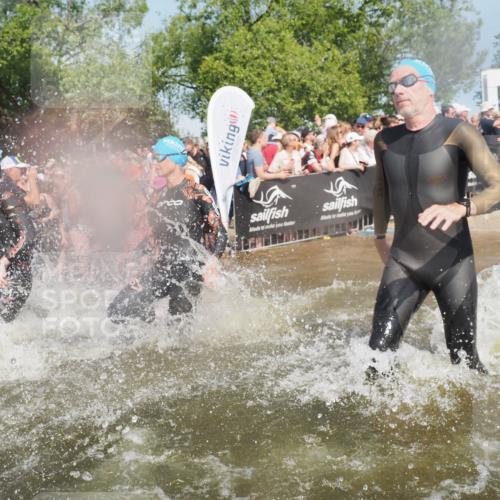 22.06.2025 - Viking Triathlon KatJ http://msf.ph/oto/8065726 22.06.2025 10:06:15 Schwimmen 39, 41, 60, 84, 110, 117, 153, 191, 266, 325, 385, 440, 446, 487, 535 meine-sportfotos.de