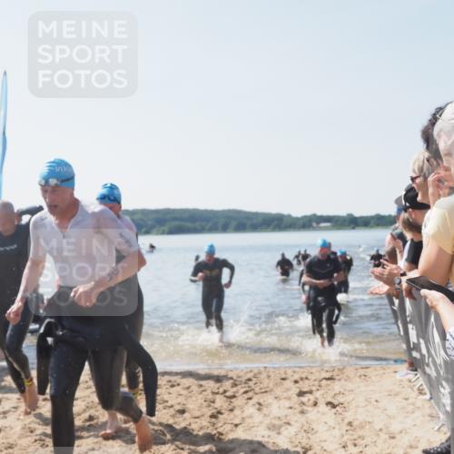 22.06.2025 - Viking Triathlon MichiJ http://msf.ph/oto/8065727 22.06.2025 10:31:56 Schwimmen 63, 87, 99, 124, 125, 224, 226, 271, 435, 449, 464, 488, 507, 555, 658 meine-sportfotos.de
