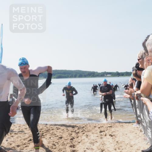 22.06.2025 - Viking Triathlon MichiJ http://msf.ph/oto/8065730 22.06.2025 10:31:56 Schwimmen 63, 87, 99, 124, 125, 224, 226, 271, 435, 449, 464, 488, 507, 555, 658 meine-sportfotos.de