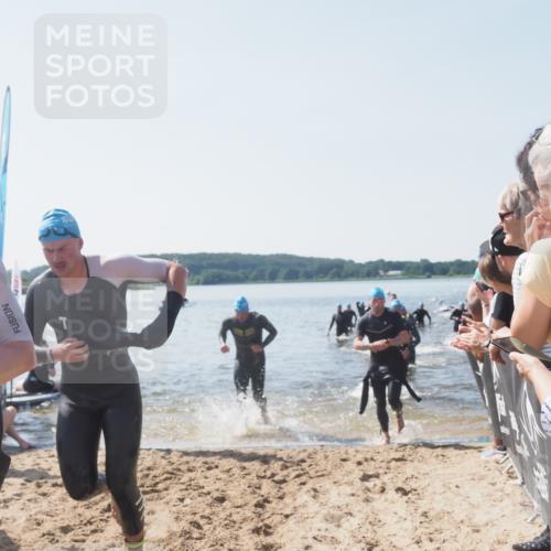 22.06.2025 - Viking Triathlon MichiJ http://msf.ph/oto/8065732 22.06.2025 10:31:57 Schwimmen 63, 87, 99, 124, 125, 193, 224, 226, 271, 435, 449, 464, 488, 507, 555, 658 meine-sportfotos.de