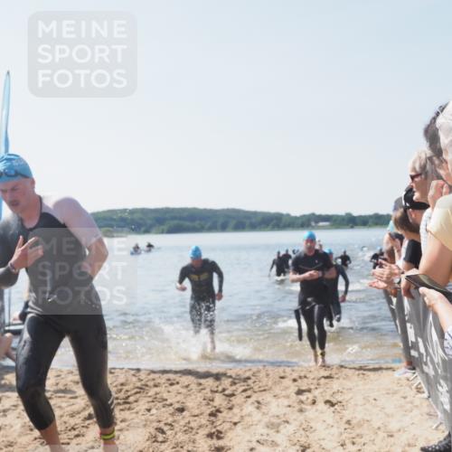 22.06.2025 - Viking Triathlon MichiJ http://msf.ph/oto/8065733 22.06.2025 10:31:57 Schwimmen 63, 87, 99, 124, 125, 193, 224, 226, 271, 435, 449, 464, 488, 507, 555, 658 meine-sportfotos.de