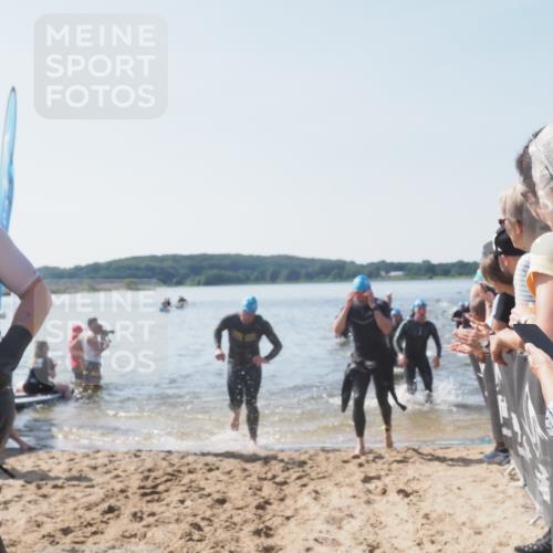 22.06.2025 - Viking Triathlon MichiJ http://msf.ph/oto/8065736 22.06.2025 10:31:57 Schwimmen 63, 87, 99, 124, 125, 193, 224, 226, 271, 435, 449, 464, 488, 507, 555, 658 meine-sportfotos.de