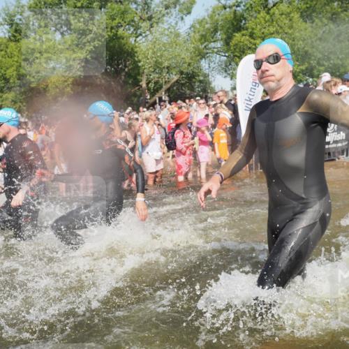 22.06.2025 - Viking Triathlon KatJ http://msf.ph/oto/8065737 22.06.2025 10:06:16 Schwimmen 39, 41, 60, 84, 110, 117, 153, 191, 266, 325, 385, 440, 446, 487, 535 meine-sportfotos.de