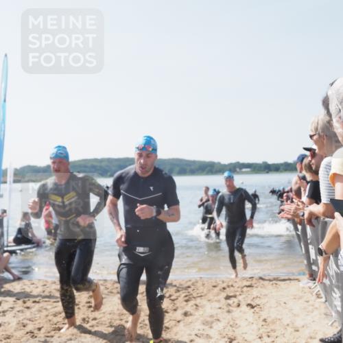 22.06.2025 - Viking Triathlon MichiJ http://msf.ph/oto/8065749 22.06.2025 10:31:59 Schwimmen 63, 87, 124, 125, 193, 226, 271, 435, 449, 464, 488, 507, 658 meine-sportfotos.de