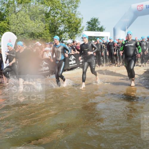 22.06.2025 - Viking Triathlon KatJ http://msf.ph/oto/8065758 22.06.2025 10:06:19 Schwimmen 18, 24, 39, 41, 60, 84, 110, 117, 153, 191, 266, 298, 325, 385, 440, 446, 487, 535 meine-sportfotos.de