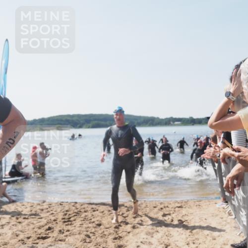 22.06.2025 - Viking Triathlon MichiJ http://msf.ph/oto/8065761 22.06.2025 10:32:00 Schwimmen 63, 87, 124, 125, 193, 207, 226, 271, 435, 449, 464, 488, 507, 658 meine-sportfotos.de