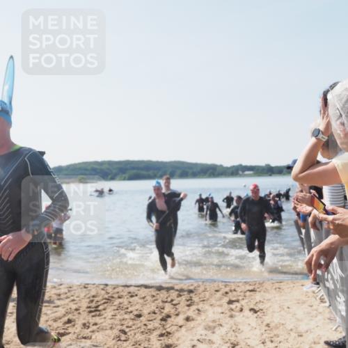 22.06.2025 - Viking Triathlon MichiJ http://msf.ph/oto/8065774 22.06.2025 10:32:01 Schwimmen 63, 87, 193, 207, 226, 271, 435, 449, 464, 488, 507, 658 meine-sportfotos.de