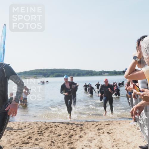 22.06.2025 - Viking Triathlon MichiJ http://msf.ph/oto/8065775 22.06.2025 10:32:02 Schwimmen 63, 87, 193, 207, 226, 271, 435, 449, 464, 488, 507, 658 meine-sportfotos.de