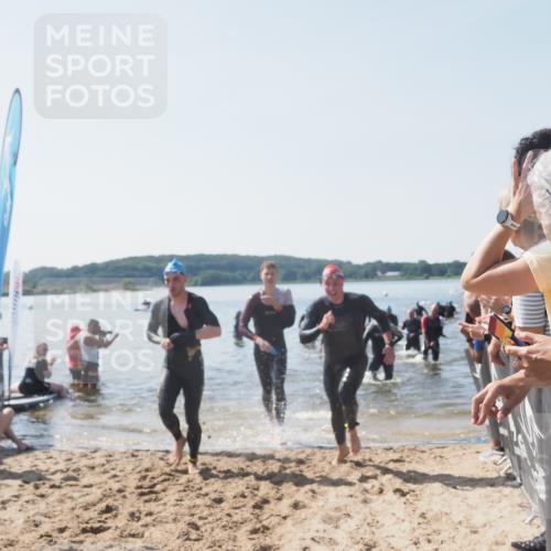 22.06.2025 - Viking Triathlon MichiJ http://msf.ph/oto/8065782 22.06.2025 10:32:03 Schwimmen 63, 87, 193, 207, 226, 271, 435, 449, 464, 488, 658 meine-sportfotos.de