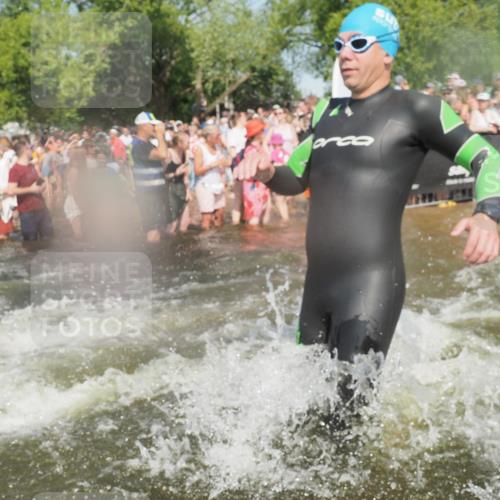 22.06.2025 - Viking Triathlon KatJ http://msf.ph/oto/8065808 22.06.2025 10:06:21 Schwimmen 18, 24, 36, 60, 84, 110, 117, 153, 191, 192, 298, 385, 440, 487, 535 meine-sportfotos.de
