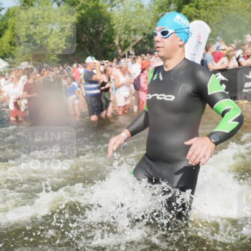 22.06.2025 - Viking Triathlon KatJ http://msf.ph/oto/8065810 22.06.2025 10:06:21 Schwimmen 18, 24, 36, 60, 84, 110, 117, 153, 191, 192, 298, 385, 440, 487, 535 meine-sportfotos.de