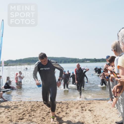 22.06.2025 - Viking Triathlon MichiJ http://msf.ph/oto/8065827 22.06.2025 10:32:10 Schwimmen 63, 147, 193, 207, 214, 226, 271, 464, 488 meine-sportfotos.de